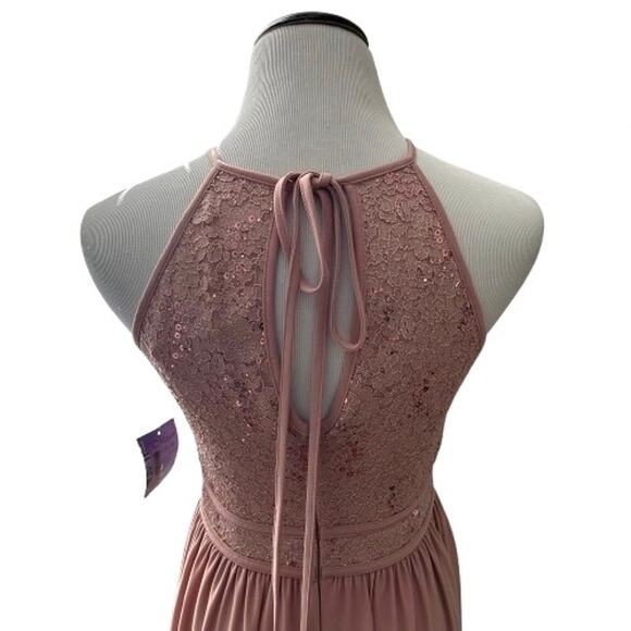 NWT Morgan & Co. Sequined Lace Halter Formal Gown Dress. Size 5/6 (Juniors). - Picture 10 of 11
